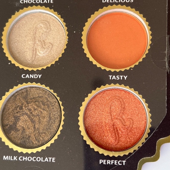 Reese's Peaunt Butter Cups Eyeshadow Palette New Opened Tasty Candy - Picture 6 of 6